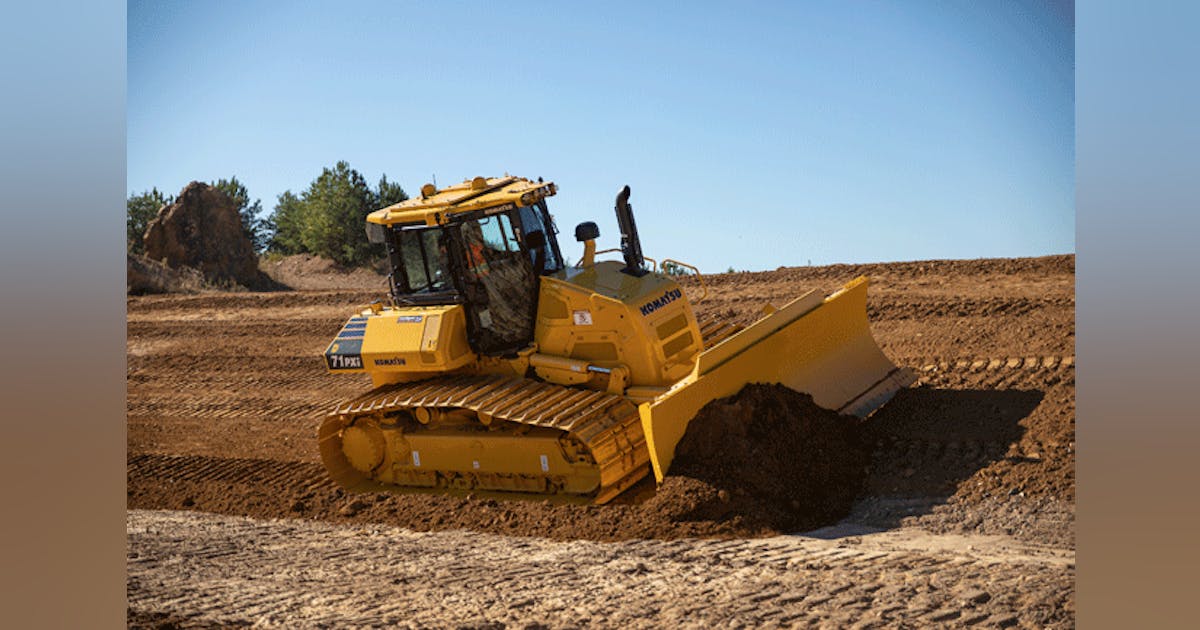 Komatsu D71EX/PX-24 Crawler Dozer | Construction Equipment Komatsu D71EX/PX-24 Crawler Dozer | Construction Equipment
