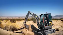 green-construction-equipment-makes-its-mark-in-the-desert-1_2324x1200