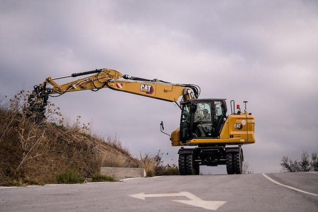 Caterpillar M319 wheeled excavator