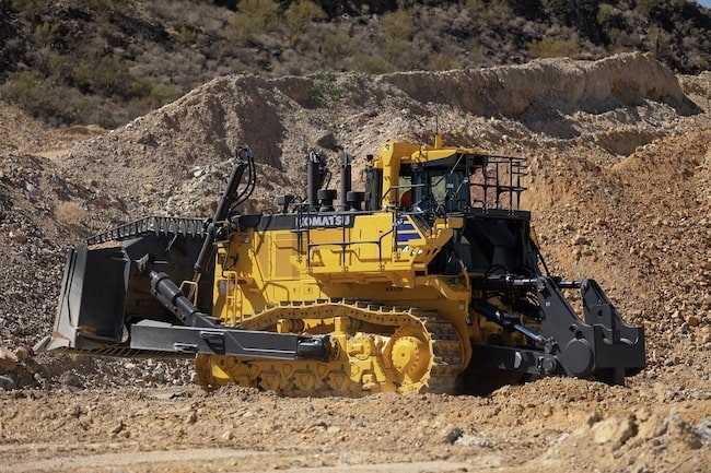 Komatsu D475-8 dozer