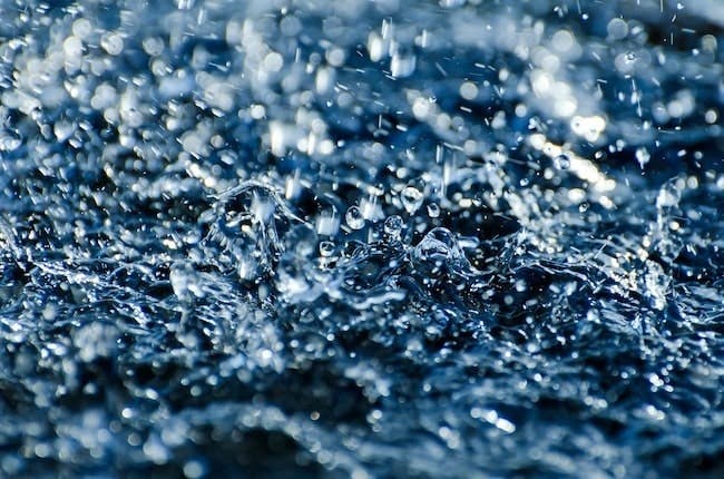 water-drop-pixabay