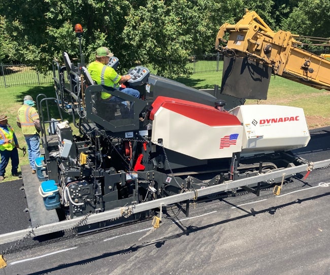 Dynapac-D25T-asphalt-paver