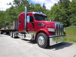 Peterbilt-567H Peterbilt-567H