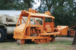 Cletrac-tractor