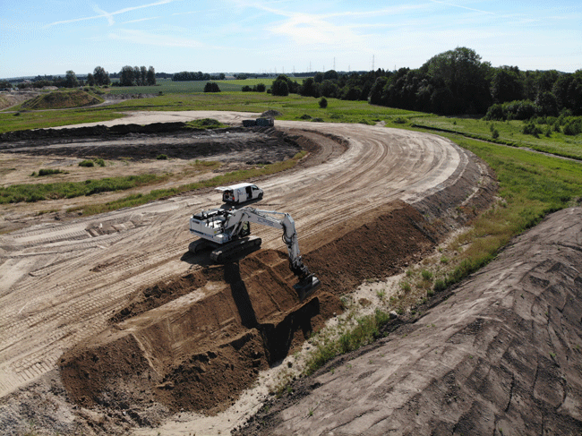 Cat-329E-excavator-MJ-Eriksson