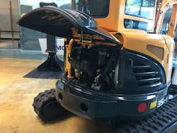 Engine_Hood_Hyundai_R35Z_9A Engine_Hood_Hyundai_R35Z_9A