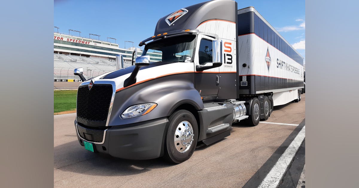 Navistar Shows New Integrated Powertrain | Construction Equipment