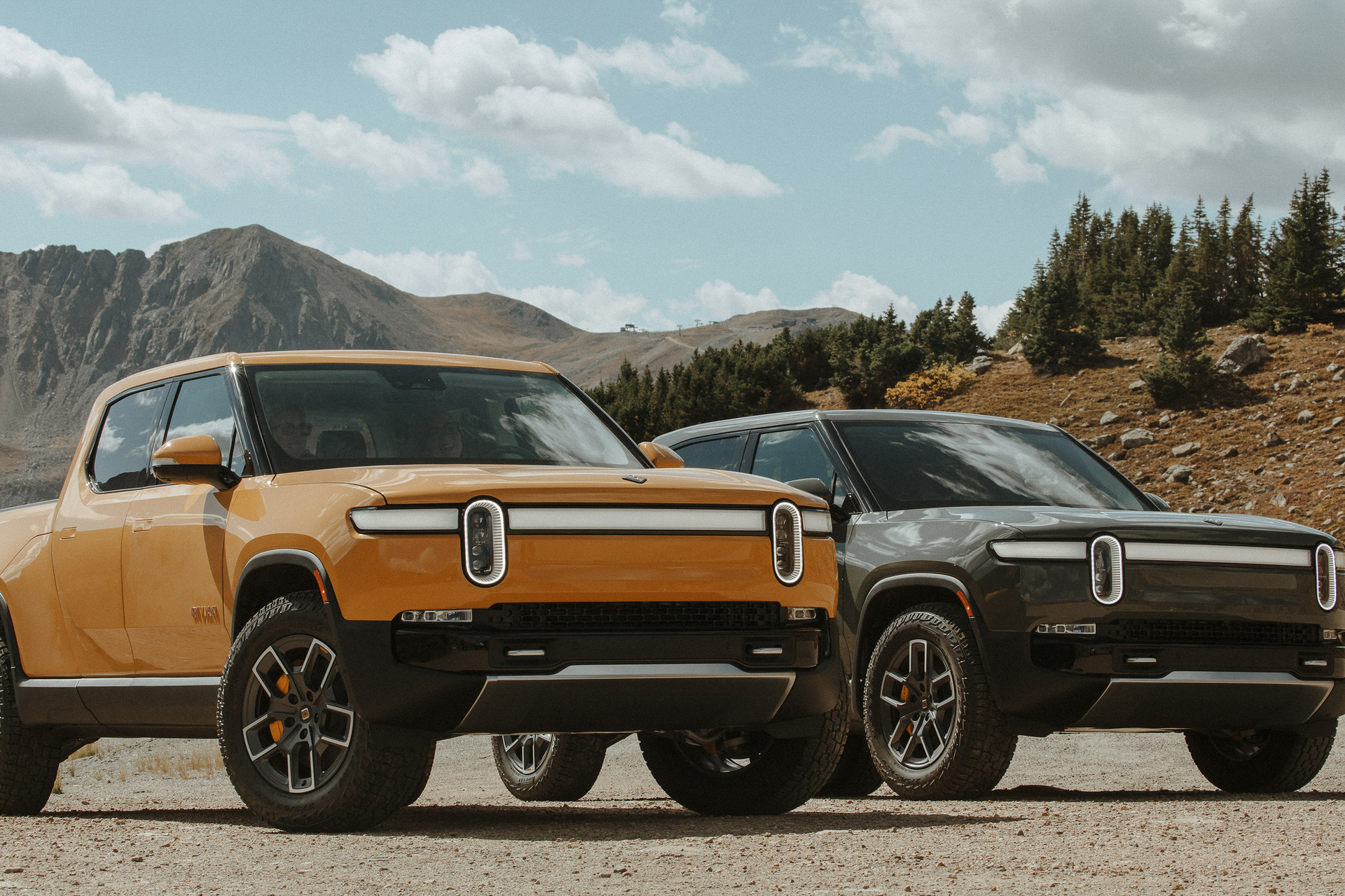 Rivian Electric Pickups 62fa7418b8450