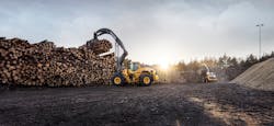 Volvo’s L200 High Lift wheel loader replaces the L180H and has a 27 percent increase in lifting capacity. Volvo’s L200 High Lift wheel loader replaces the L180H and has a 27 percent increase in lifting capacity.