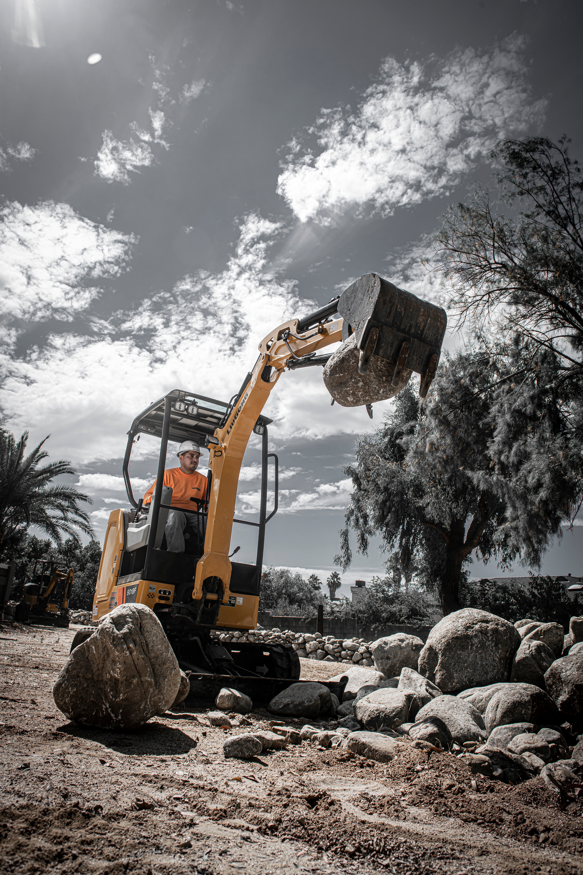 Liu Gong 9018 F Excavator 6329f4df95792