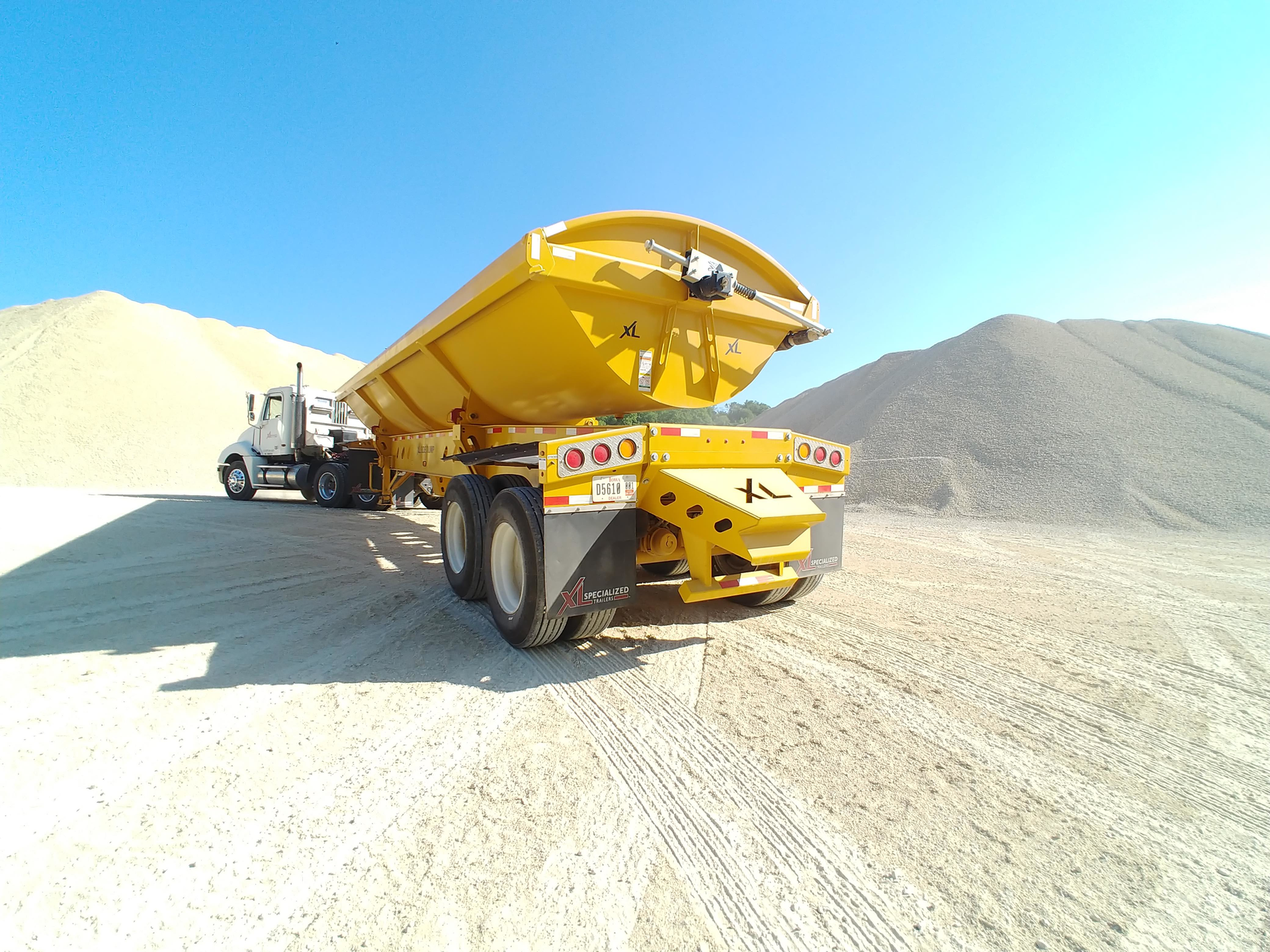 Xl60 Side Dump Trailer