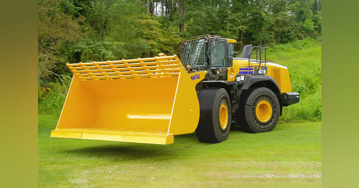Komatsu WA475-10 WH at Conexpo 2023 | Construction Equipment