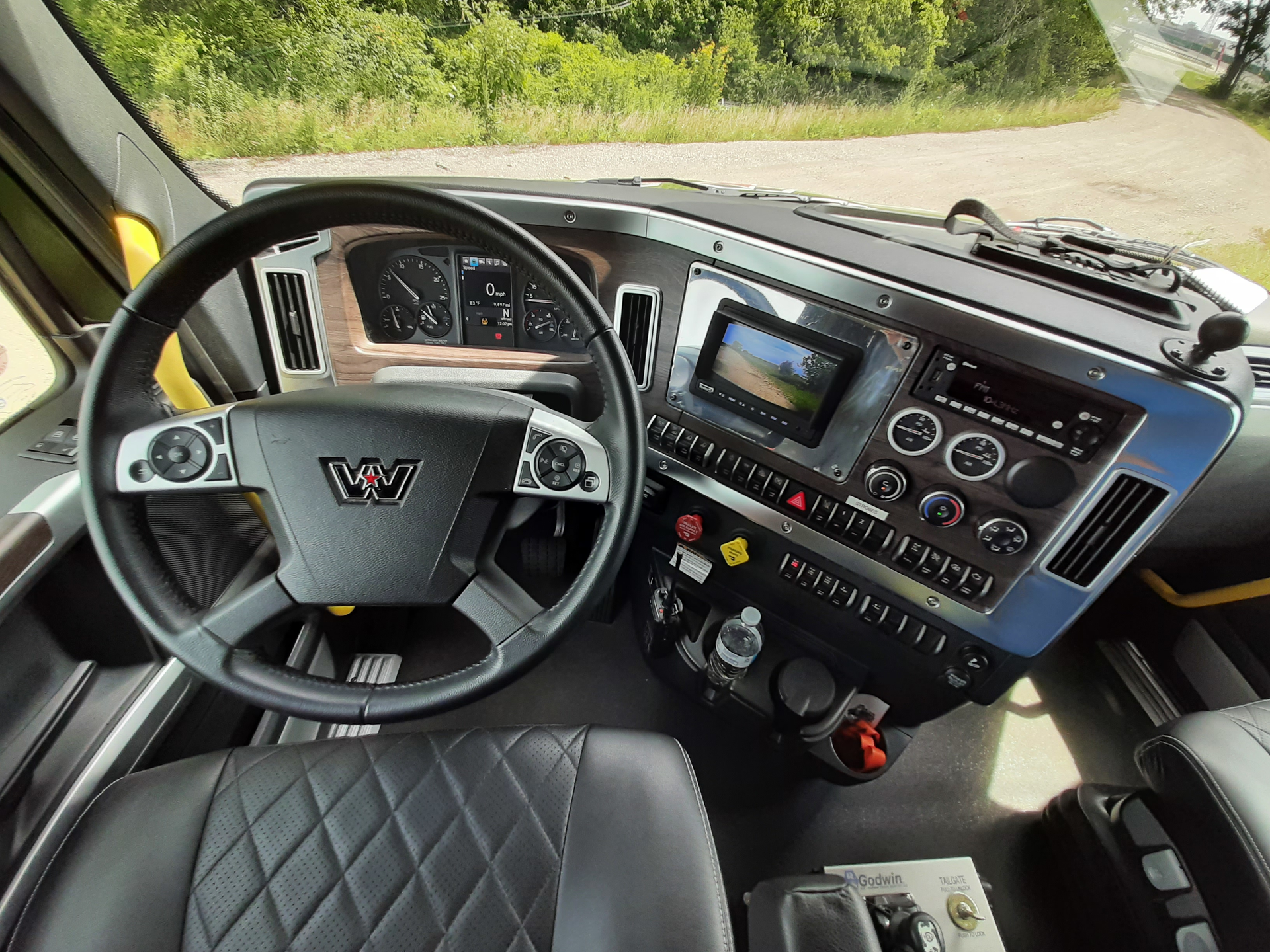 Western Star 47 X Dash