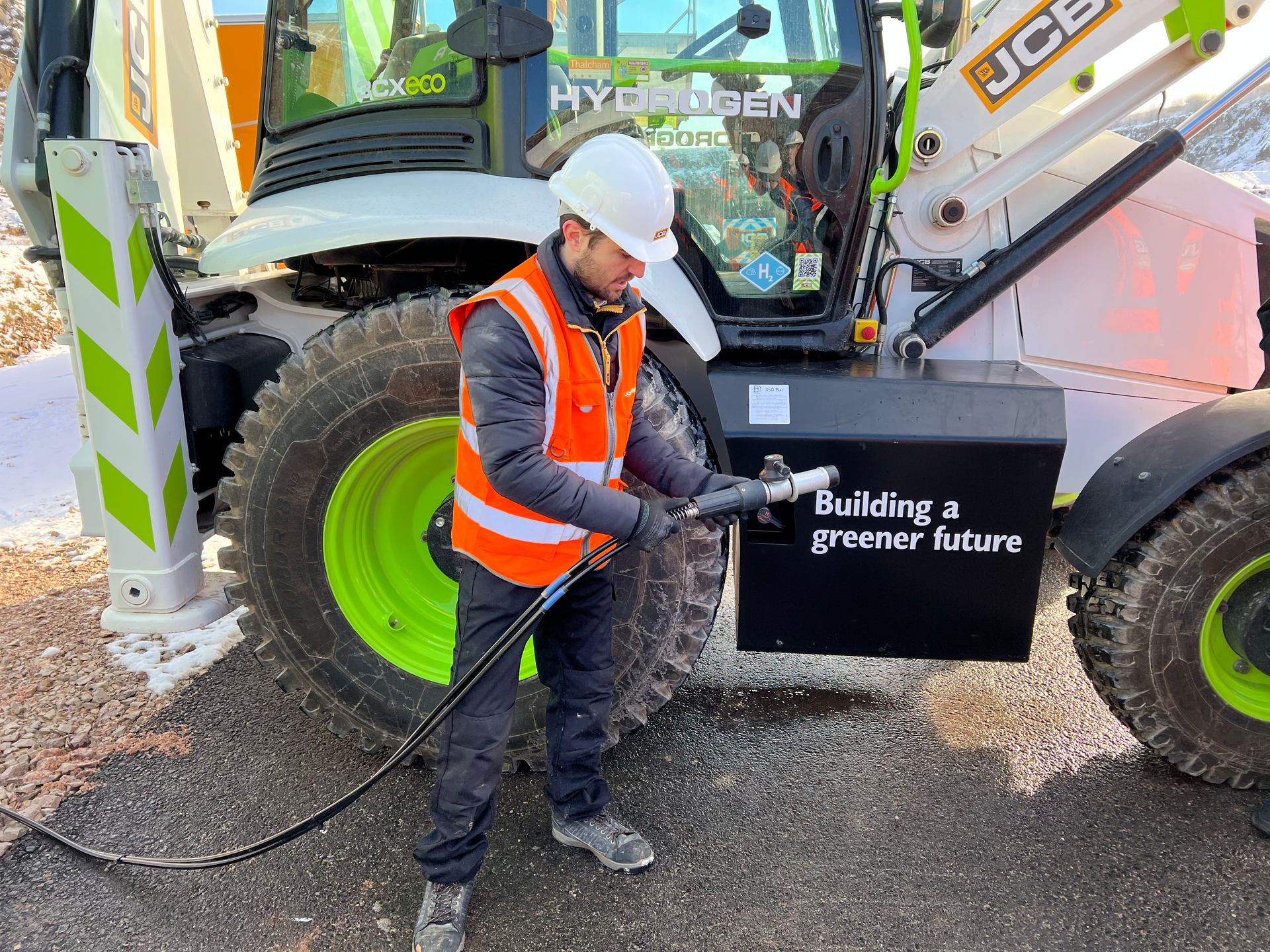 Similar to a hose and nozzle from a diesel refueling truck, this is all it takes to fill a hydrogen combustion engine with... hydrogen.