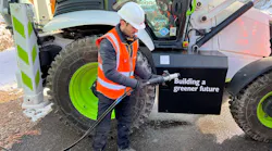 Similar to a hose and nozzle from a diesel refueling truck, this is all it takes to fill a hydrogen combustion engine with... hydrogen.