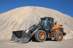 Develon DL250-7 tool carrier replaces the DL250-5. Develon DL250-7 tool carrier replaces the DL250-5.