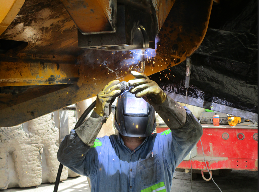 Welding Standards Guide Equipment Repairs | Construction Equipment