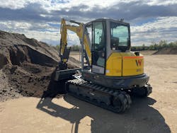 Note the red line on the back portion of the excavator above the counterweight. That's a bright red LED light that illuminates for safety the second the hydraulics are engaged, telling those nearby the machine is active. Note the red line on the back portion of the excavator above the counterweight. That's a bright red LED light that illuminates for safety the second the hydraulics are engaged, telling those nearby the machine is active.