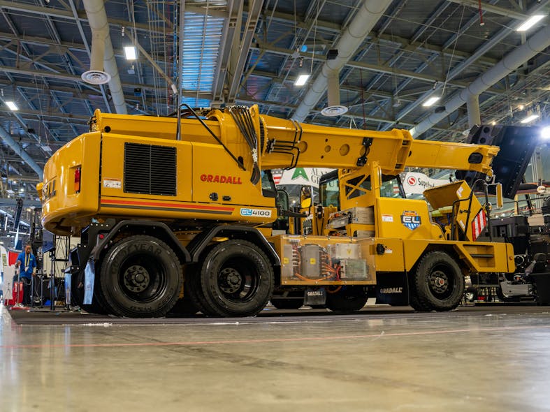 Gradall Unveils Electric Concept Wheeled Excavator | Construction Equipment