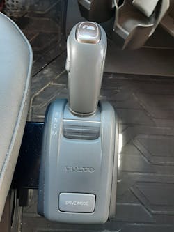 The I-Shift’s selector can be placed in Drive and left alone or moved to Manual and gears changed to suit conditions. The Drive Mode button switches the tranny’s behavior among Economy, Standard, and Performance settings, raising or lowering gear-change points to save fuel, gain performance, or obtain a mix of both. The I-Shift’s selector can be placed in Drive and left alone or moved to Manual and gears changed to suit conditions. The Drive Mode button switches the tranny’s behavior among Economy, Standard, and Performance settings, raising or lowering gear-change points to save fuel, gain performance, or obtain a mix of both.