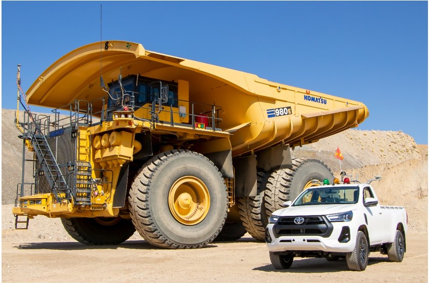 Komatsu Toyota 6465095c11c9f