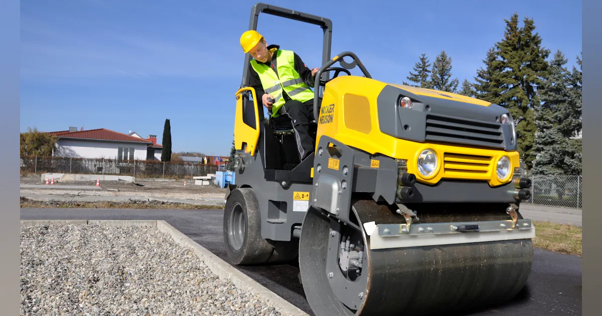 Compactor Guy Rails Combination rollers provide versatile asphalt compaction | Construction ...