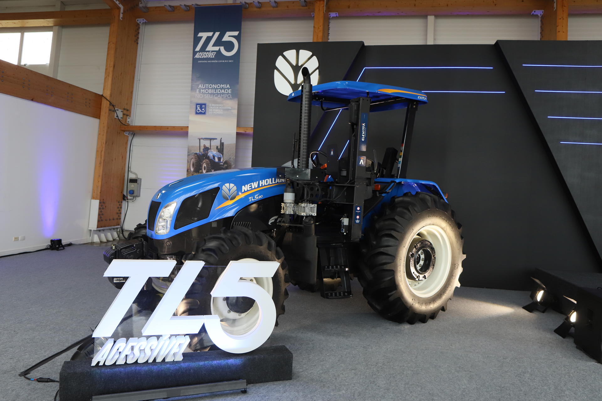 New Holland TL5 accessible tractor