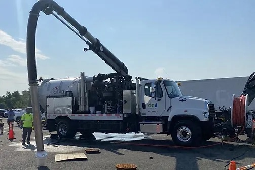 Dc Water Air And Water Excavator