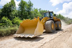 Bucket capacity matches that of the Cat 988K wheel loader. Bucket capacity matches that of the Cat 988K wheel loader.