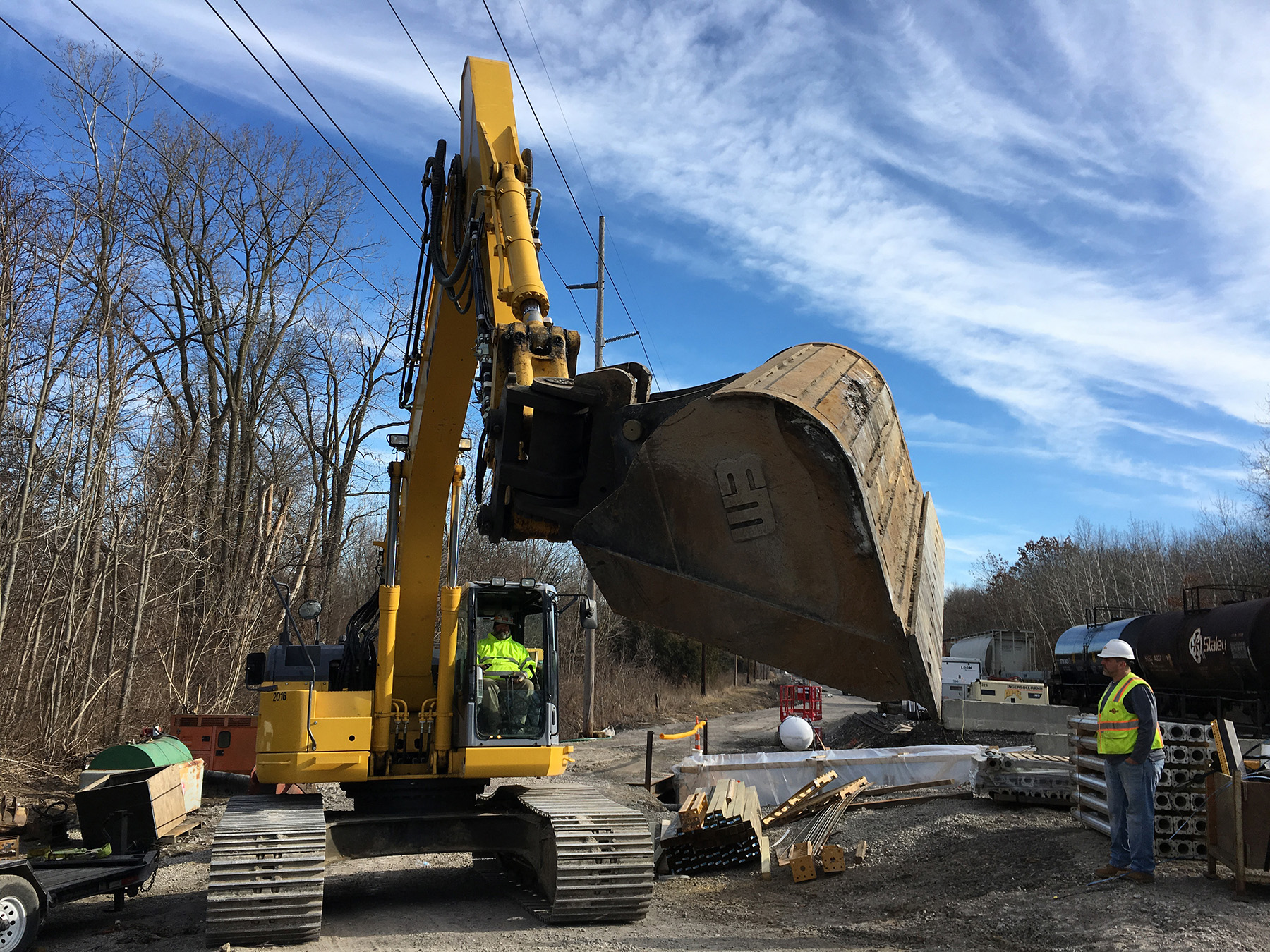 Werk-Brau D-Lock tilt coupler for excavators