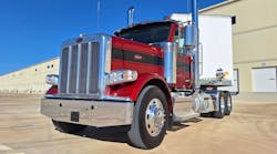 Peterbilt 589. Peterbilt 589.