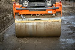 The Hamm HD 12eVV electric compactor is designed to perform the same as a diesel unit. The Hamm HD 12eVV electric compactor is designed to perform the same as a diesel unit.