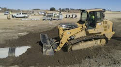 Cat 973 has an operating weight of 66,000 pounds. Cat 973 has an operating weight of 66,000 pounds.
