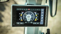 The touchscreen display includes critical machine information and settings. The touchscreen display includes critical machine information and settings.