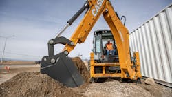 Case 695SV Construction King digs to 19 feet 7 inches. Case 695SV Construction King digs to 19 feet 7 inches.