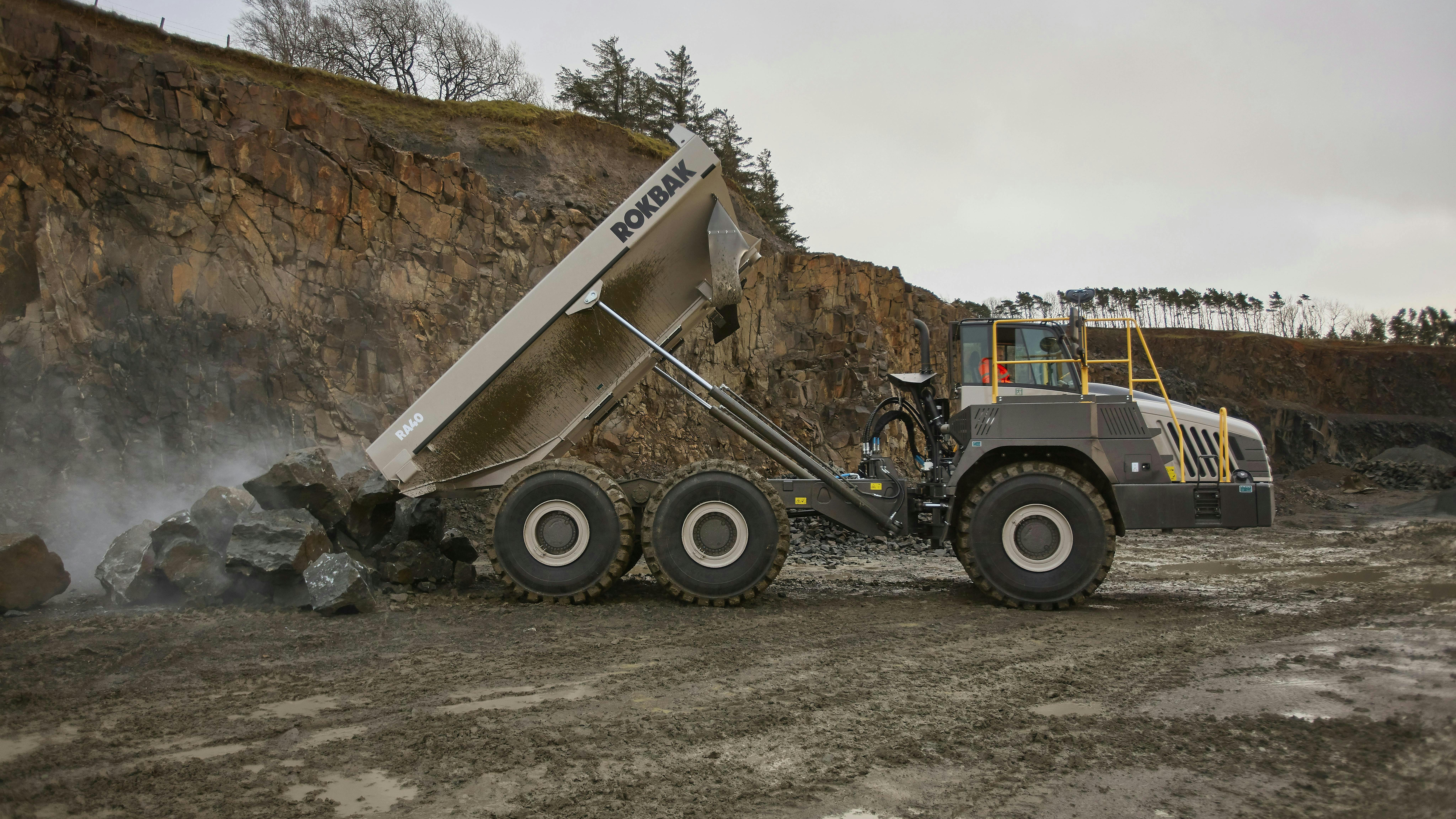 Know the ADT's capacity and its working limits with regard to payload.