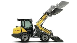 Maximum lifting height on the New Holland ML35T is 170 inches. Maximum lifting height on the New Holland ML35T is 170 inches.