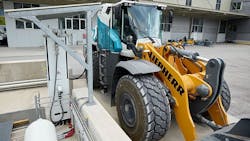 Refueling takes place at Liebherr&apos;s own hydrogen filling station on the factory premises.