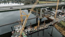 A Liebherr LR 1250 crawler crane, manufactured in Nenzing made the assembly possible. A Liebherr LR 1250 crawler crane, manufactured in Nenzing made the assembly possible.