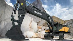 Hyundai HX800A L mass excavator. Hyundai HX800A L mass excavator.