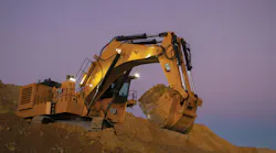 With its 24-ton payload, the Cat 6020 efficiently loads the Cat 775 truck in three passes, 777 in four passes, 785 in six passes and 789 in eight passes.
