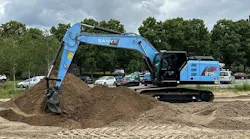 SY215e electric excavator on site.