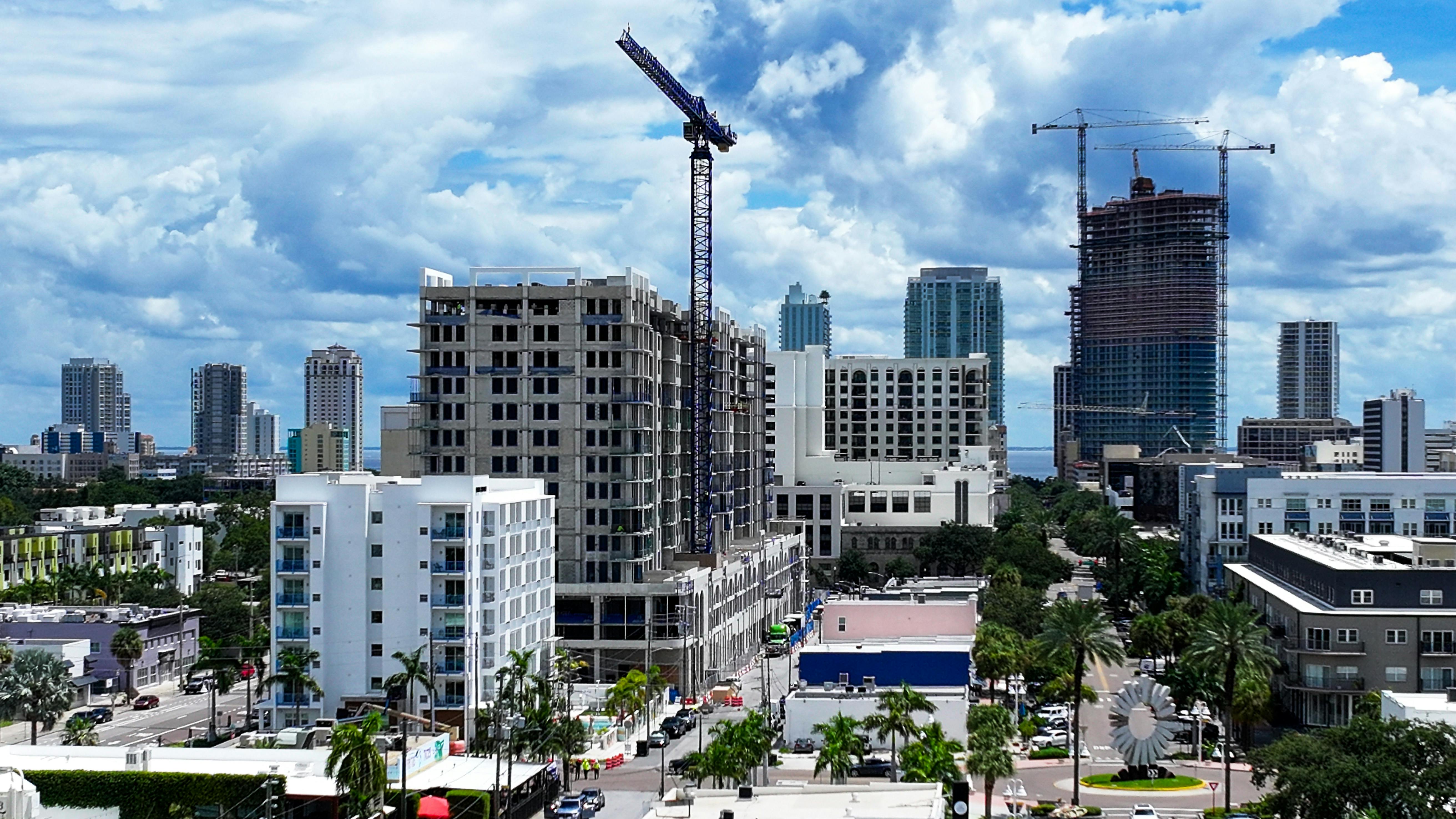 Tampa Bay Tower Cranes Brace for Helene Construction Equipment