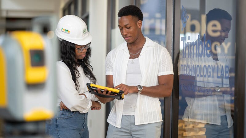 Trimble technology lab