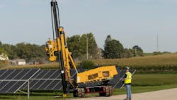 The PD25R has a 74-horsepower diesel engine. The PD25R has a 74-horsepower diesel engine.