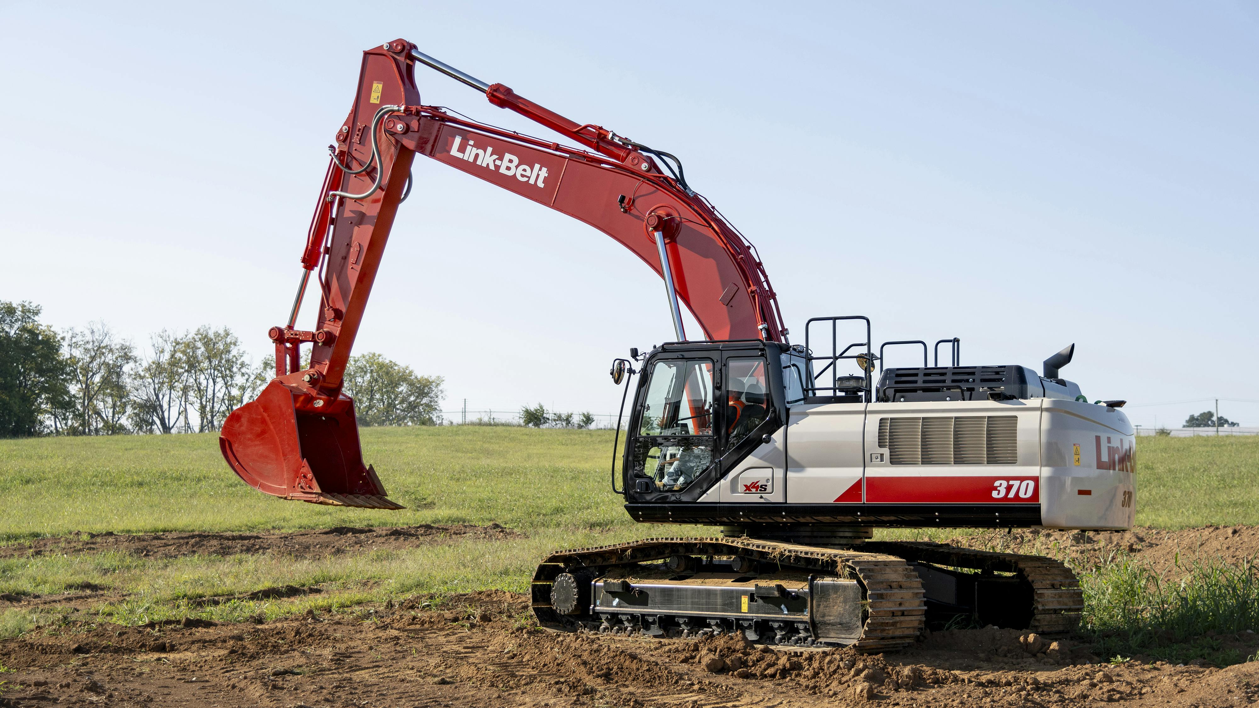 Operating weight is 83,800 pounds.