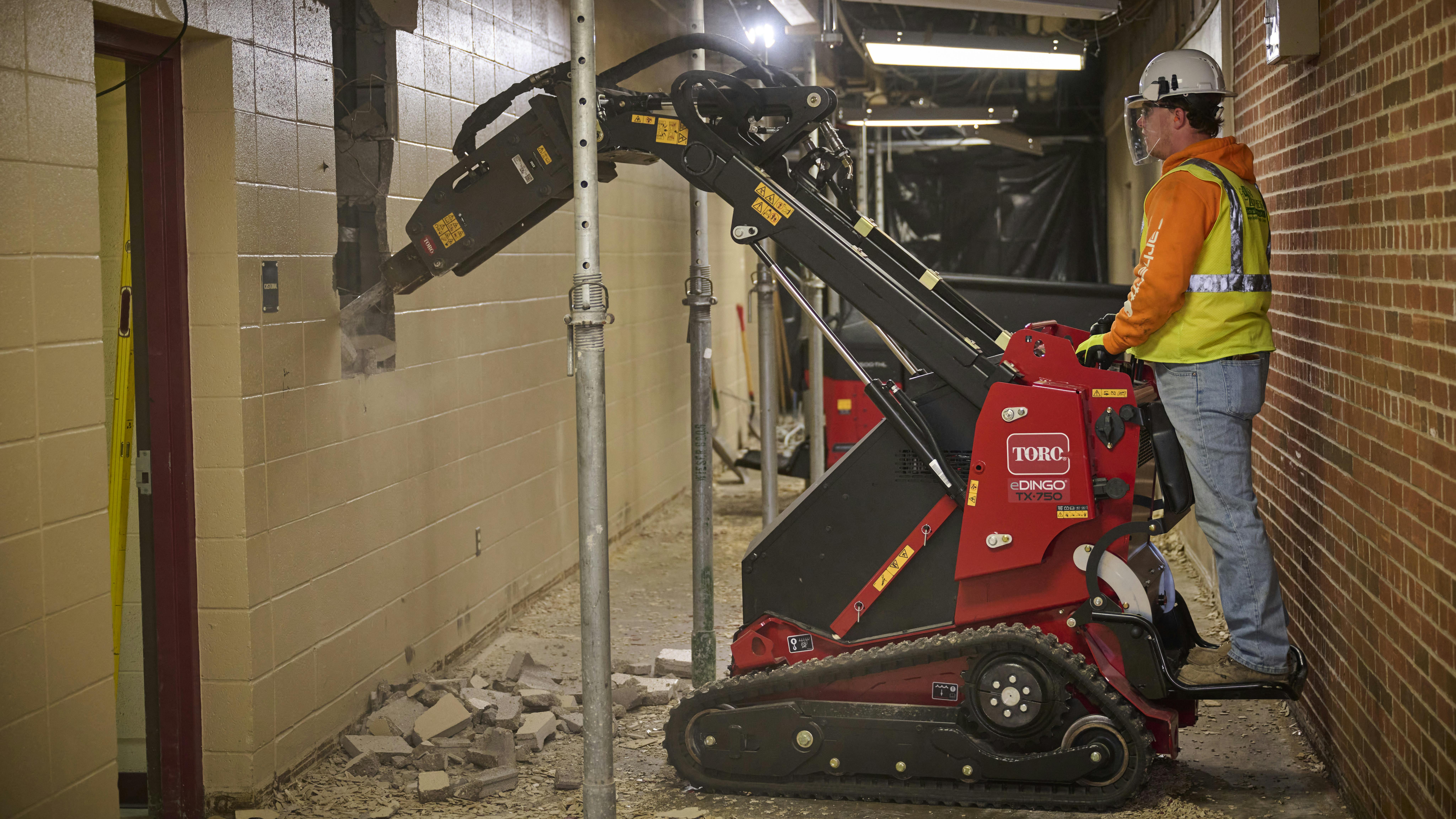 Toro TX 750 compact utility vehicle