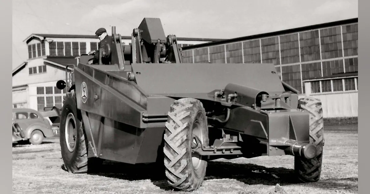 The Evolution of Euclid's Motor Scrapers | Construction Equipment