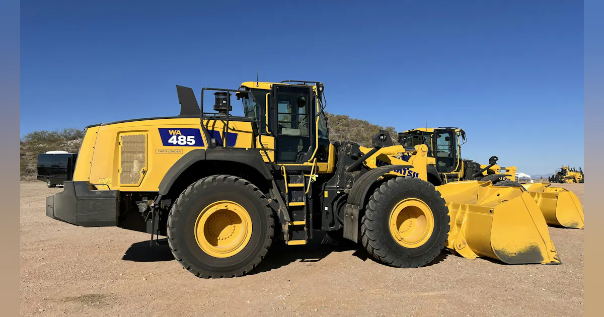 Komatsu WA485-11 Wheel Loader Walk-Around | Construction Equipment