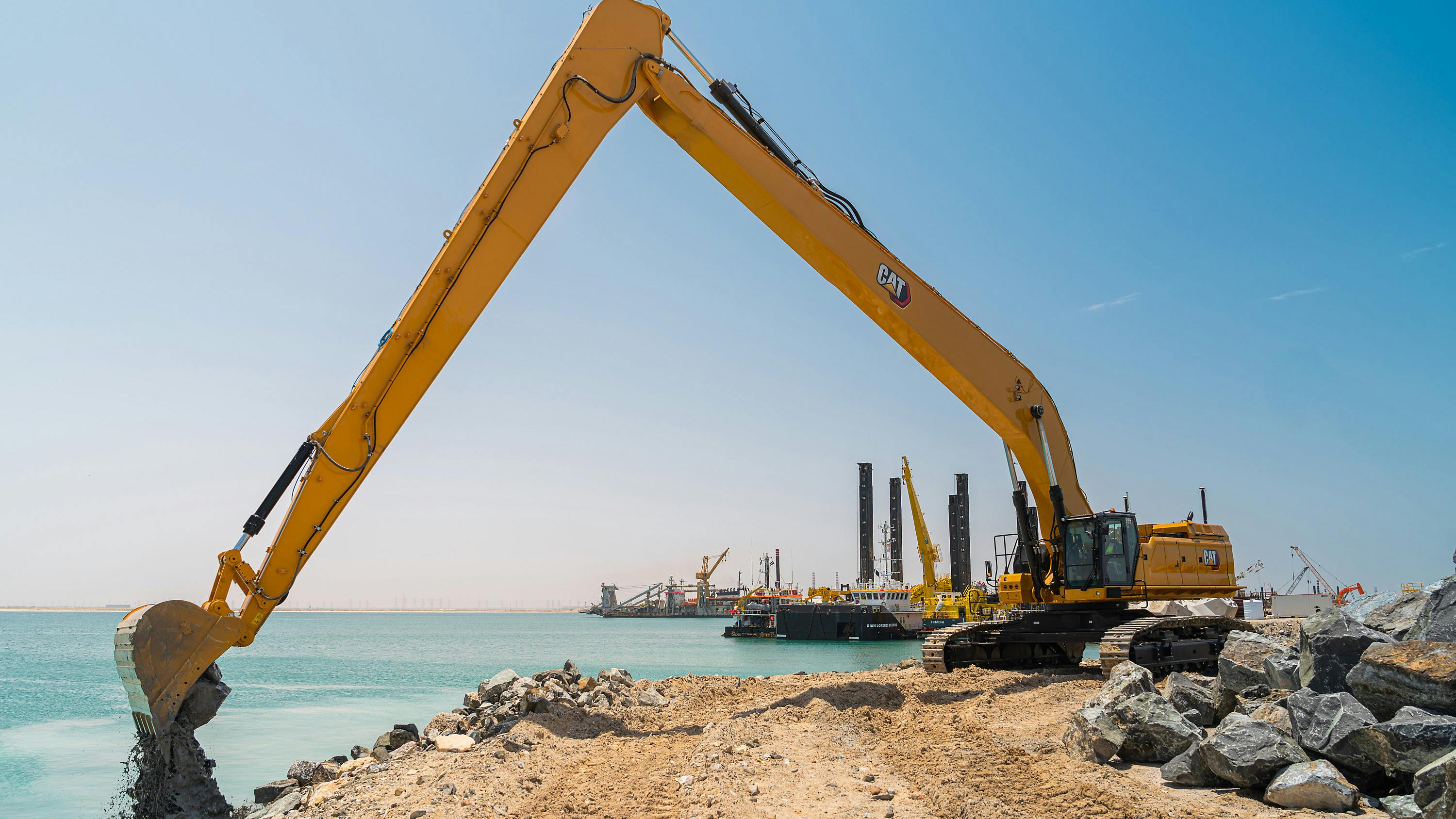 cat_395_long_reach_excavator